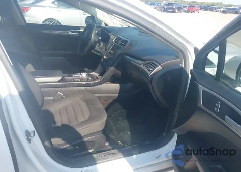 2019 Ford Fusion Hybrid Se from USA, damaged, VIN 3FA6P0LUXKR102158